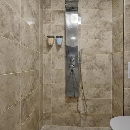 Center, Sea Garden, Brand New - Majestic Apartment *